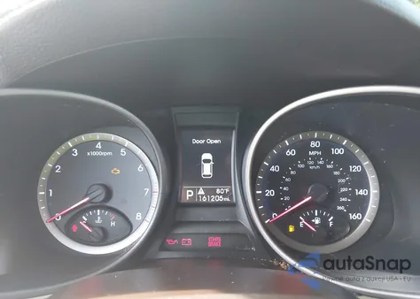 2016 Hyundai Santa Fe Sport 2.4L z USA, uszkodzony, nr VIN 5XYZT3LB1GG353798